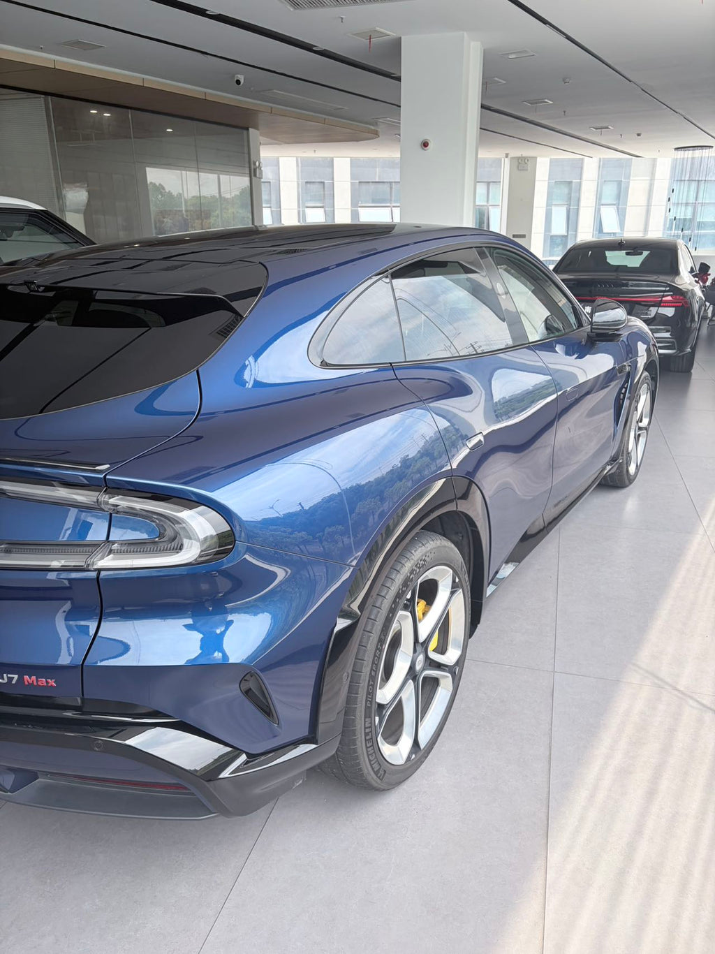 XiaoMi YU7 Max (2025) | Pre-Owned | ~4,800 km | Deep Sea Blue