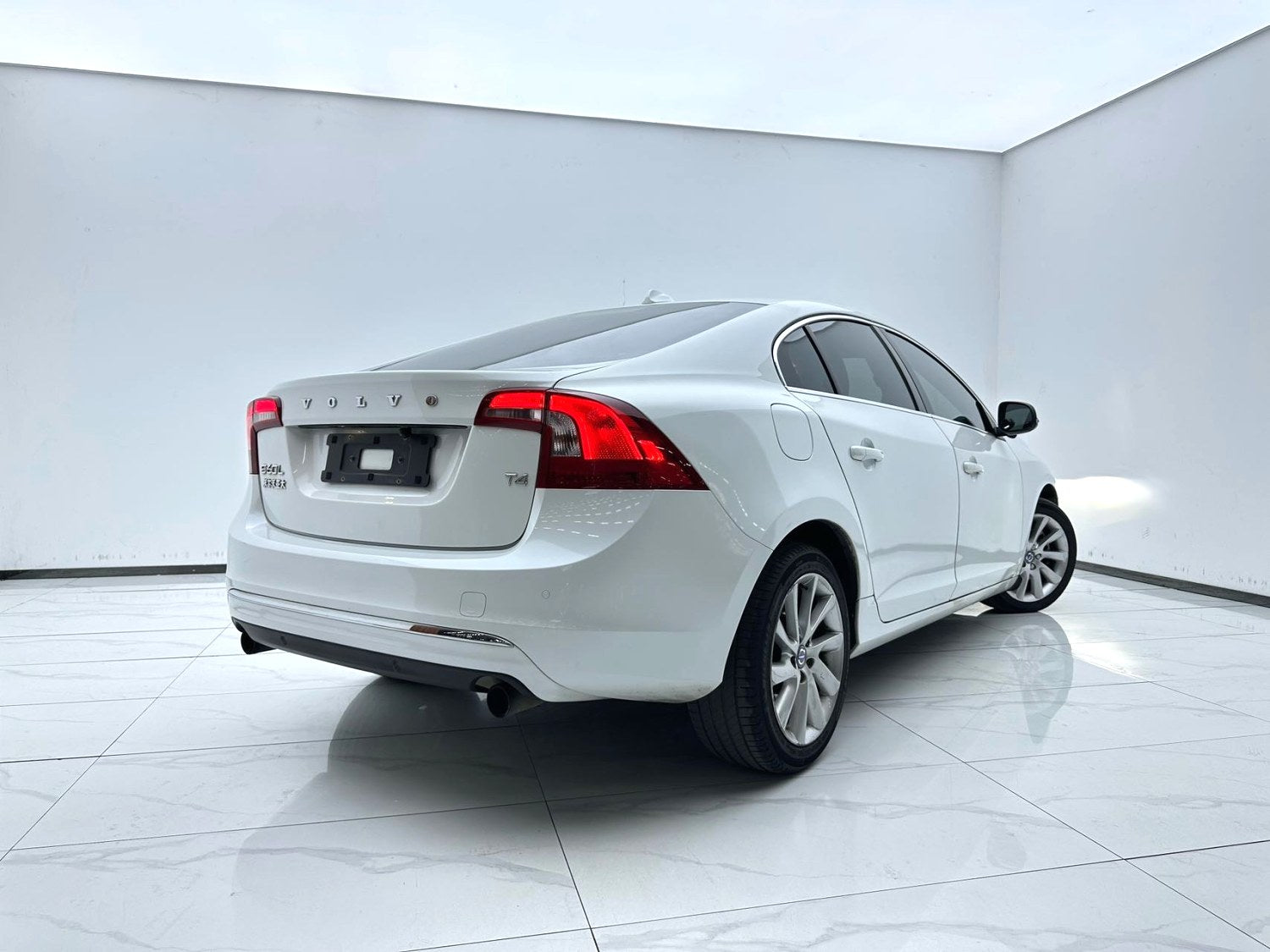 2017 Volvo S60L 2.0T T4