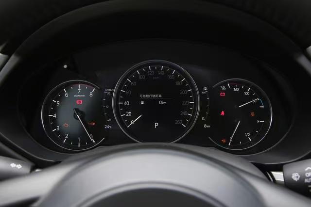 Mazda CX-5 2024 2.0L Automatic – Gray/Black | New Export