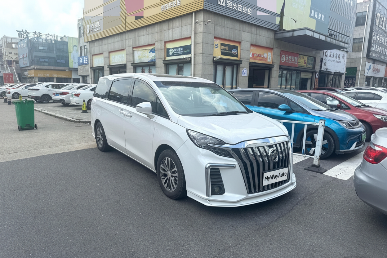 Buick GL8 Front Quarter - MyWayAuto