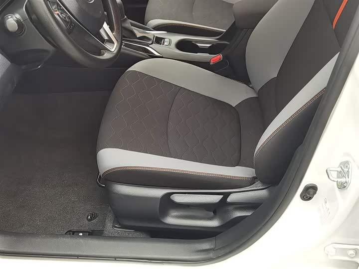 🚗 2023 Toyota Corolla 1.2T – 34k km