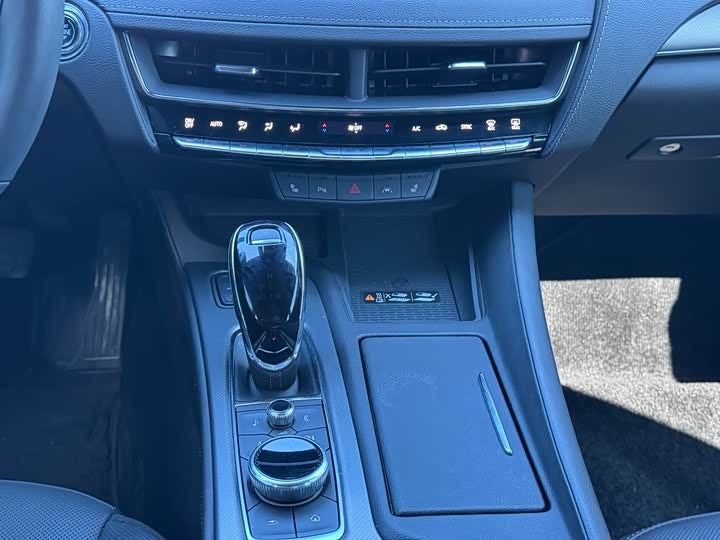 Cadillac CT5 2024 Luxury Edition — 20,000km | Black | Ningbo, China