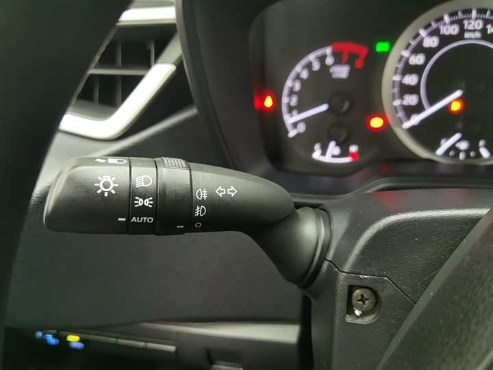 🚗 2023 Toyota Corolla 1.2T – 34k km