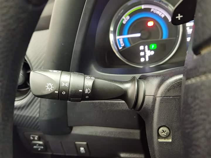 🚗 2017 Toyota Levin Hybrid – 59k km