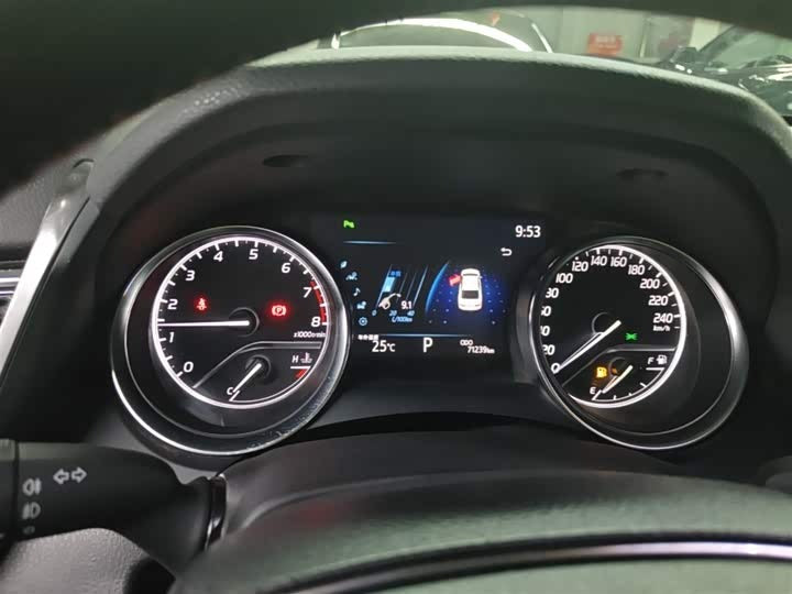 2019 Toyota Camry 2.5G Luxury (Facelift) – Low Mileage, Full Safety Pack, White