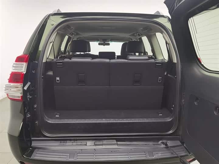 Toyota Prado 2017 2.7L Auto 4WD