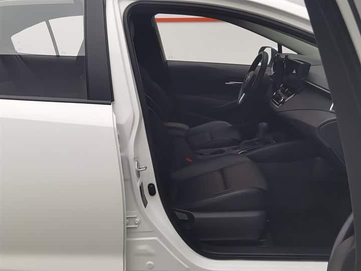 2023 Toyota Levin Hybrid 1.8L | 31.6k km |