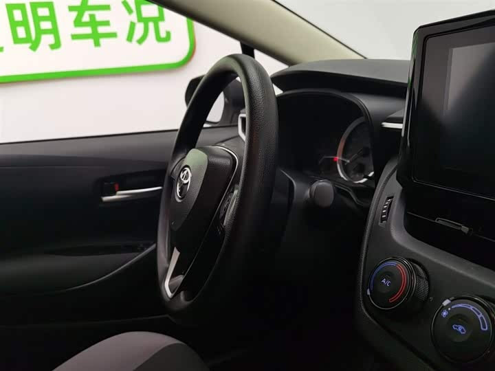 🚗 2023 Toyota Corolla 1.2T – 34k km