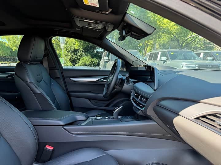 Cadillac CT5 2024 Luxury Edition — 20,000km | Black | Ningbo, China