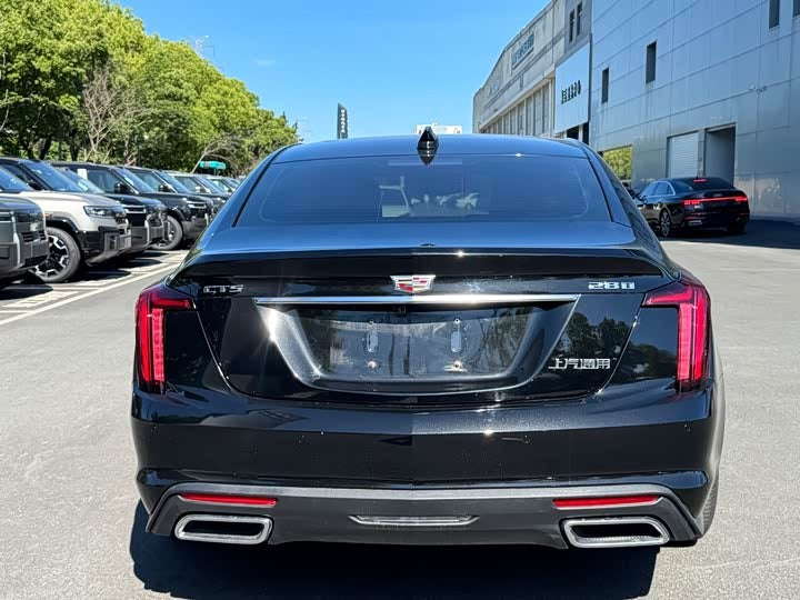Cadillac CT5 2024 Luxury Edition — 20,000km | Black | Ningbo, China