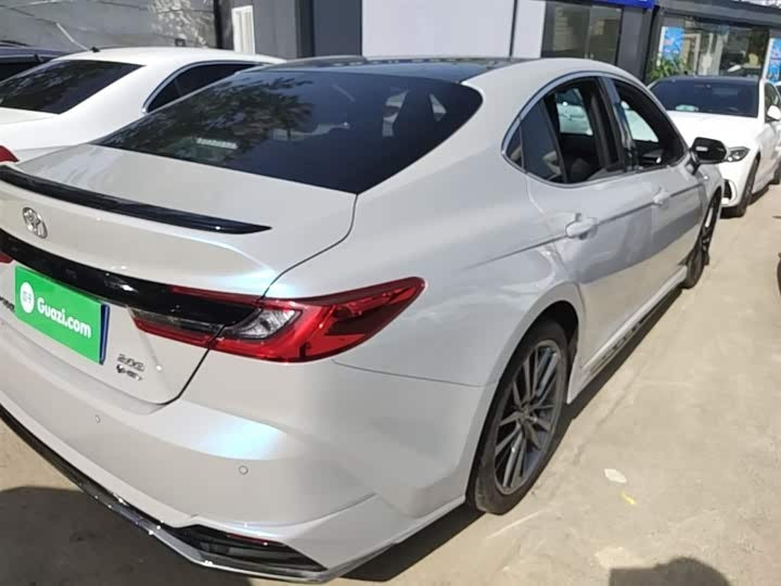 Toyota Camry 2024 Hybrid 2.0HXS Sport