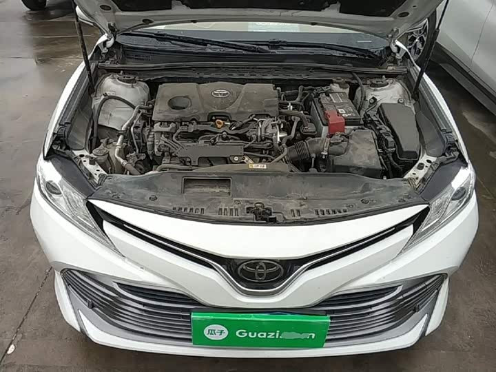 🚗 2018 Toyota Camry 2.5G Luxury – 119k km