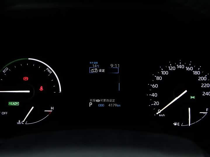 2024 Toyota Sienna 2.5L Hybrid AWD Premium – 5k km, Like New