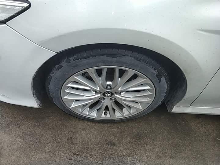 🚗 2018 Toyota Camry 2.5G Luxury – 119k km