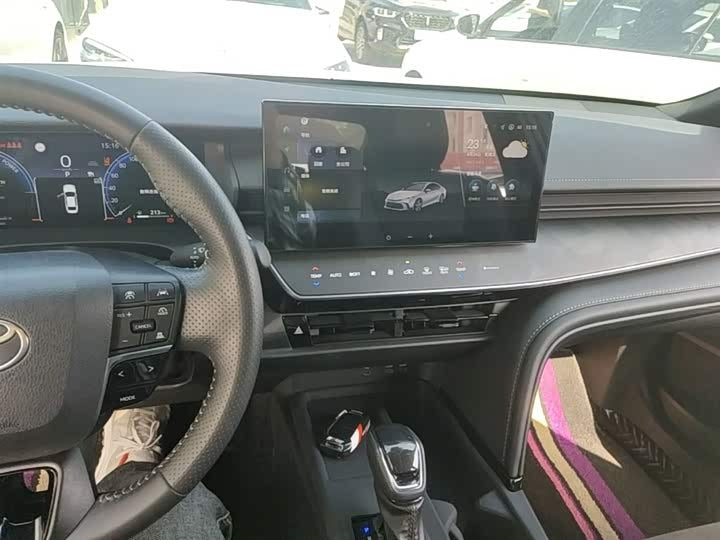 Toyota Camry 2024 Hybrid 2.0HXS Sport