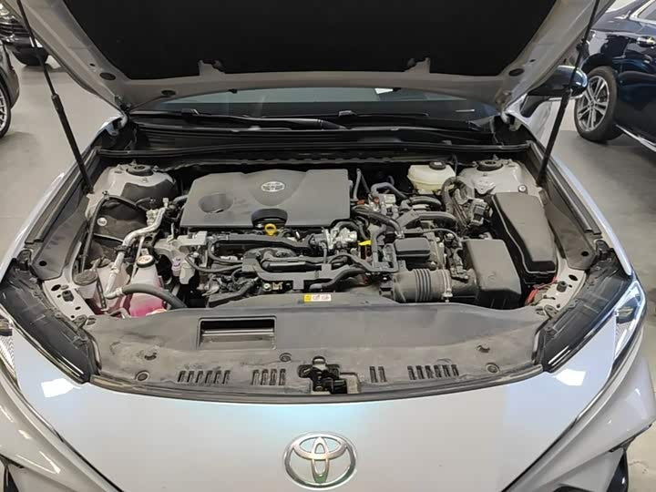 Toyota Camry 2024 Hybrid 2.0HS Sport