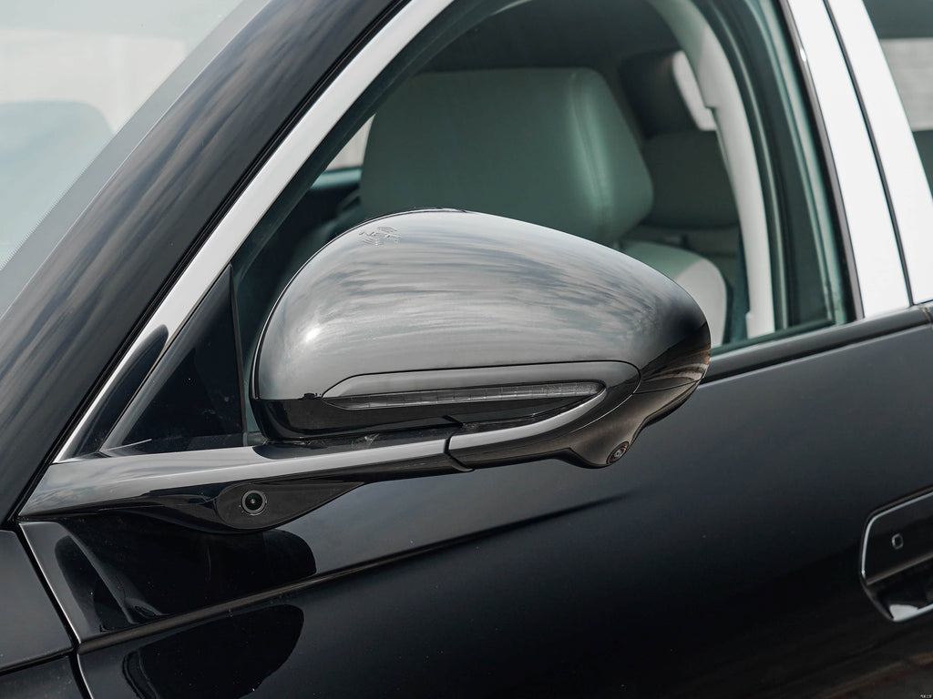 2025 BYD Seal 06 DM-i Wagon 80KM Premium (BYD7150ADHEV6) — Snow White / Dark Obsidian Black