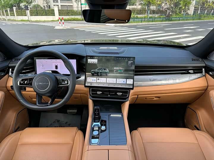 2025 Lynk & Co 09 EM-P Max AWD PHEV SUV | 9,800km | 190km EV Range | 0 Transfers