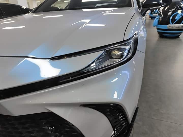 Toyota Camry 2024 Hybrid 2.0HS Sport
