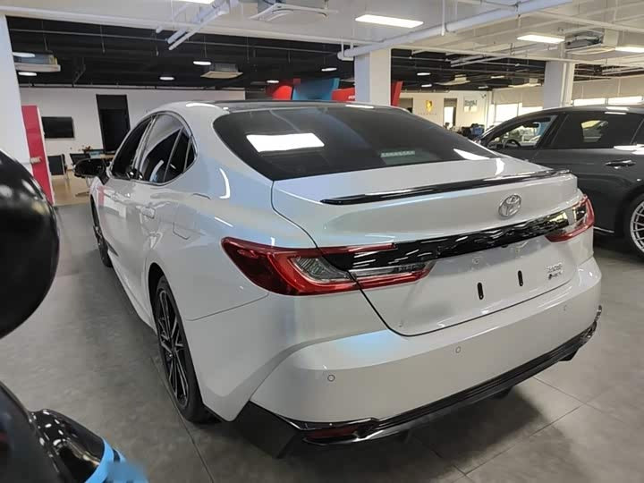Toyota Camry 2024 Hybrid 2.0HS Sport