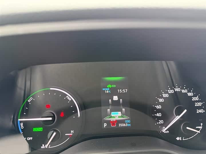 2023 Toyota Sienna 2.5L Hybrid Premium – Low Mileage