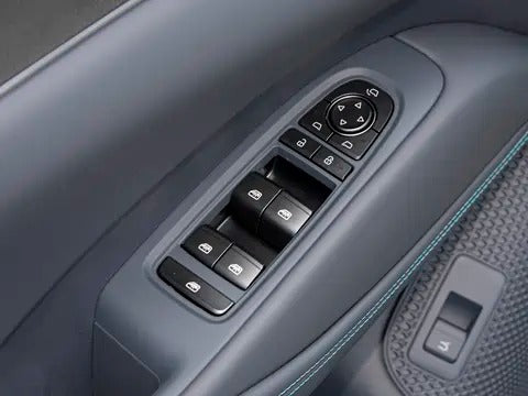 2025 BYD Seal 06 DM-i Wagon 80KM Noble (BYD7150ADHEV6) — Warm Smoke Tea / Deep Black
