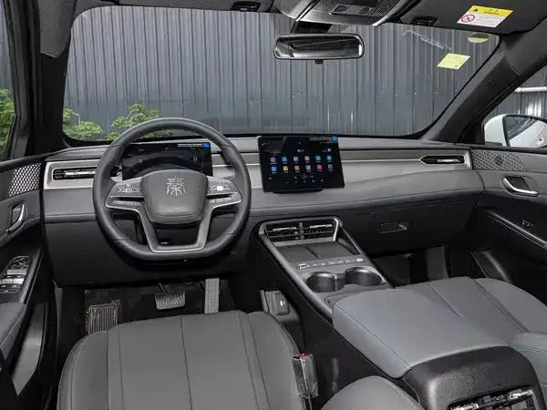 2025 BYD Qin PLUS EV Gen-II 510KM Smart Driving Entry – BYD7008BEVC2, Snow White / Muyun Gray