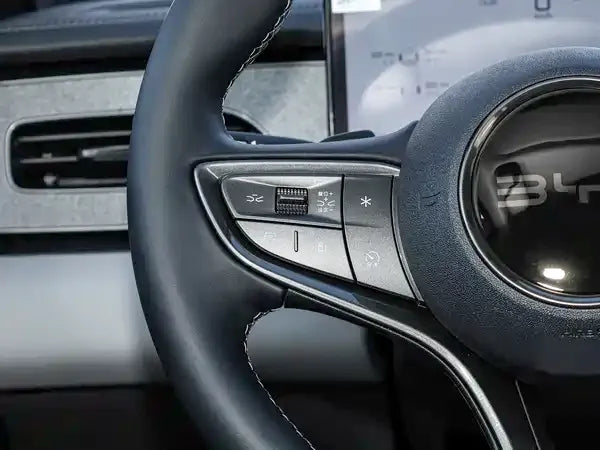 2026 BYD Sealion 06 DM-i Smart Enjoy Edition 210KM Flagship – BYD7150ADHEV14, Atlantis Gray / Sea Salt Gray