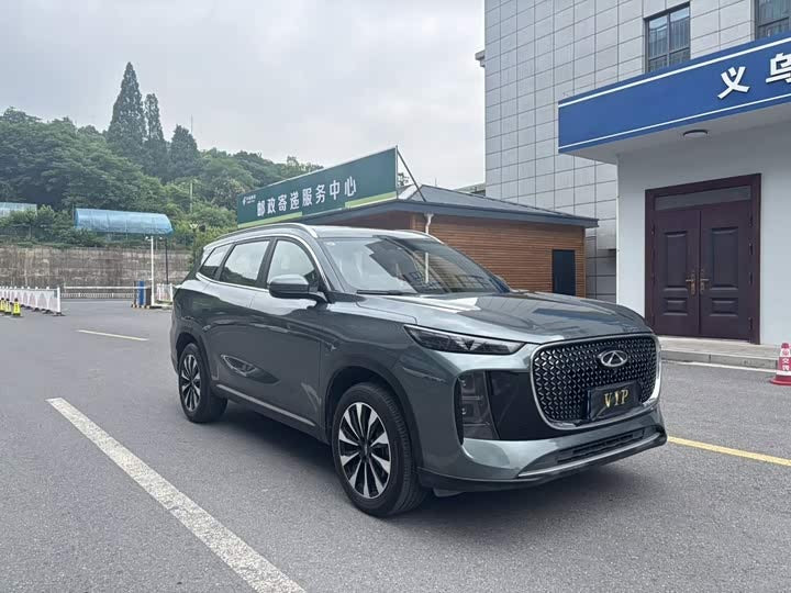 2025 Chery Tiggo 8 PLUS 290TGDI DCT Prestige – Mid-Size SUV | 24,500km | Green | Export Ready
