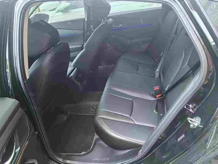2025 Honda Accord Sport 260TURBO Luxury - Like New · 3,300 km · High Trim