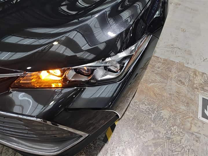 2021 Toyota Avalon 2.5L Luxury – Low Mileage, Black, Auto