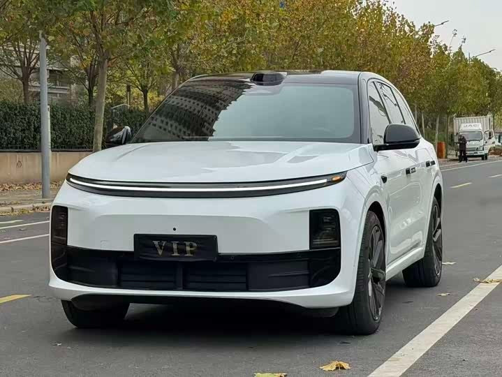 2024 Li Auto L6 Max EREV AWD SUV | 21,000km | 212km EV Range | 408hp | Zhengzhou