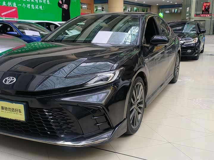 Toyota Camry 2024 Hybrid 2.0HGVP Luxury