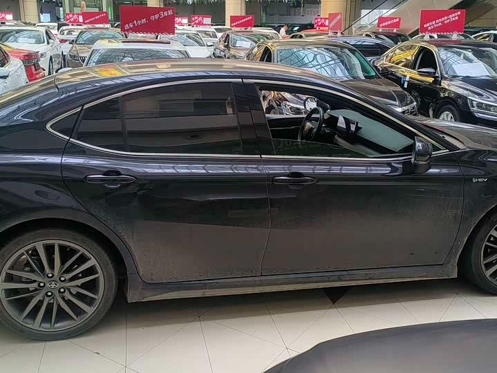 Toyota Camry 2024 Hybrid 2.0HGVP Luxury
