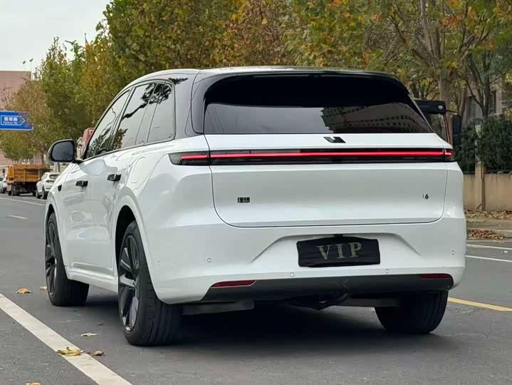 2024 Li Auto L6 Max EREV AWD SUV | 21,000km | 212km EV Range | 408hp | Zhengzhou