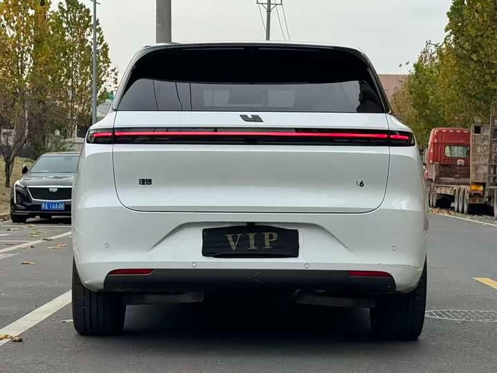 2024 Li Auto L6 Max EREV AWD SUV | 21,000km | 212km EV Range | 408hp | Zhengzhou