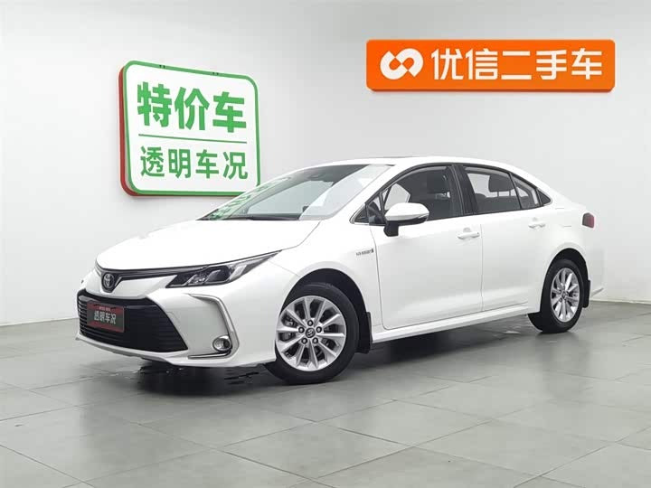 🚗 2021 Toyota Corolla Hybrid – 43k km