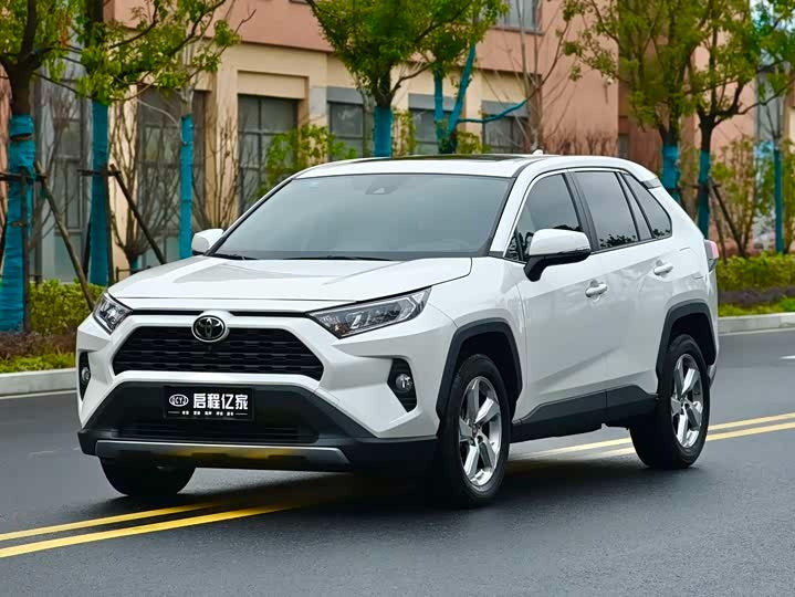 🚗 2020 Toyota RAV4 2.0L CVT – ONLY 35k km!