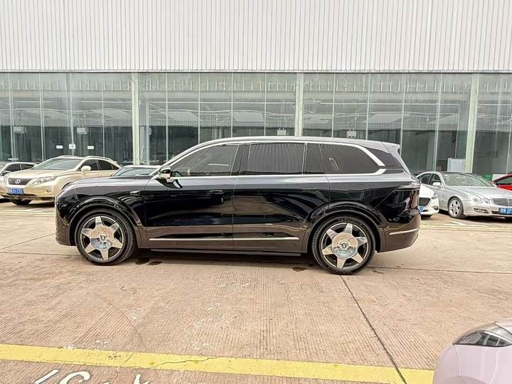 2025 Deepal S09 Ultra+ AWD EREV SUV | 20,000km | 210km EV Range | 1 Transfer