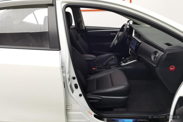Toyota Levin Hybrid 2017 Facelift 1.8H GS CVT Elite Sunroof