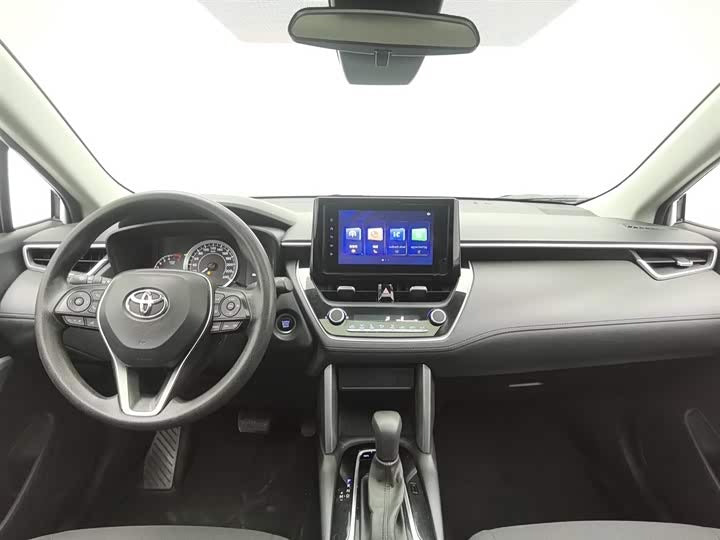 🚗 2022 Toyota Frontlander 2.0L CVT – 38k km