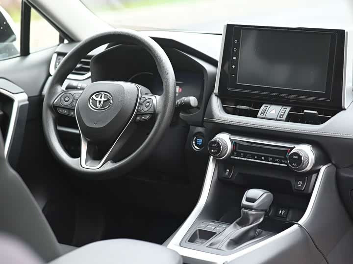 🚗 2020 Toyota RAV4 2.0L CVT – ONLY 35k km!
