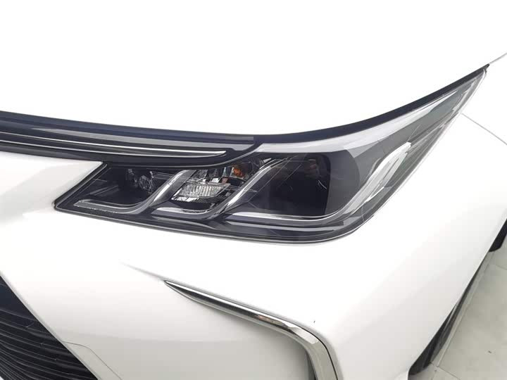 🚗 2021 Toyota Corolla Hybrid – 43k km