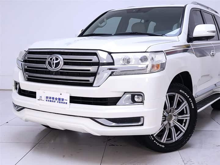 🚙 2019 Toyota Land Cruiser 4.0L GX-R (Mideast) – 103k km