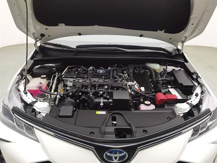 🚗 2021 Toyota Corolla Hybrid – 43k km