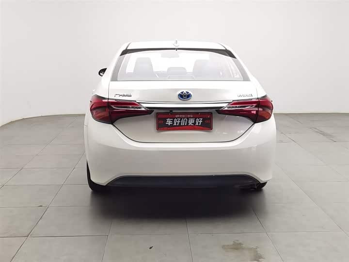 🚗 2017 Toyota Levin Hybrid – 59k km