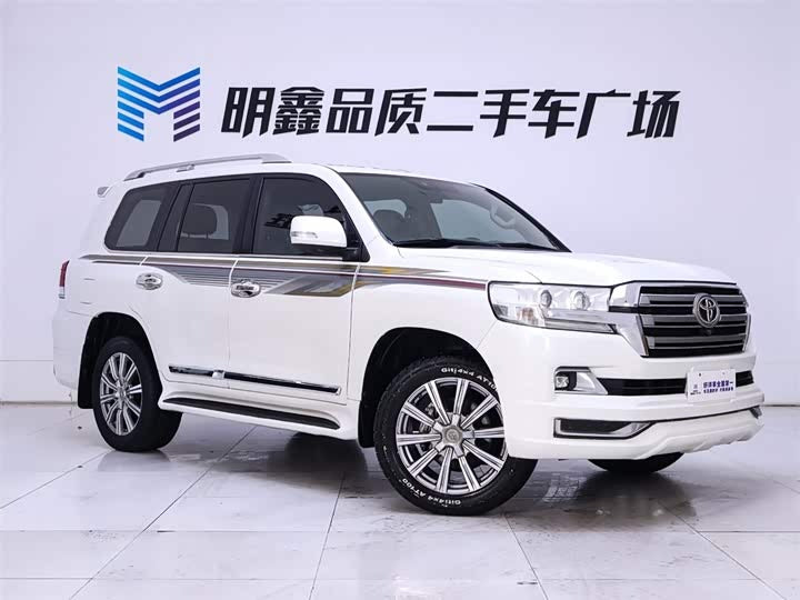 🚙 2019 Toyota Land Cruiser 4.0L GX-R (Mideast) – 103k km