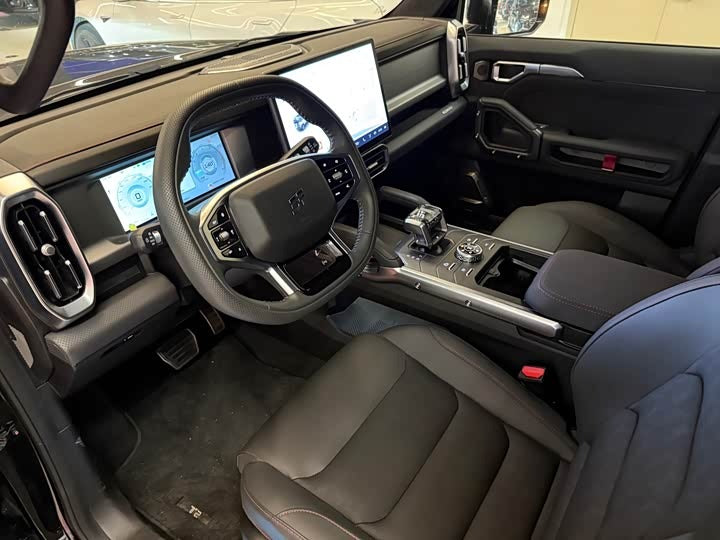 Jetour Traveller 2025 2.0TD DCT XWD Discovery — 13,000km | Black | Ningbo, China