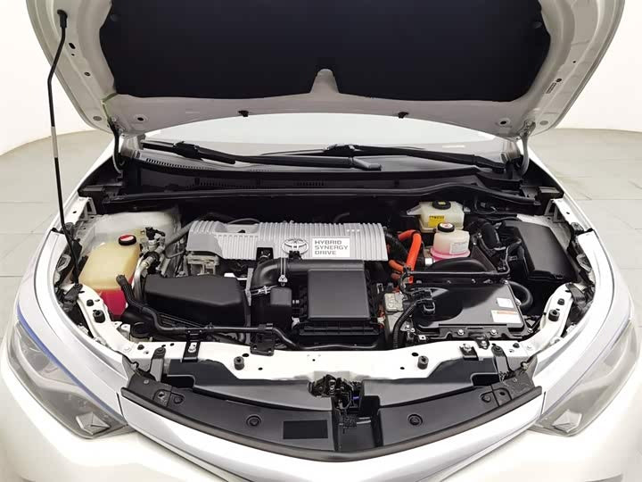 🚗 2017 Toyota Levin Hybrid – 59k km