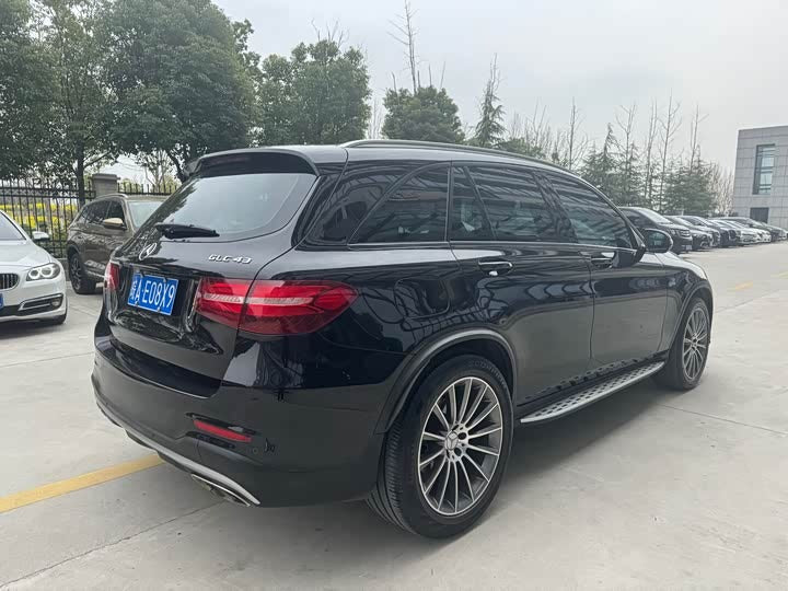 Mercedes-Benz AMG GLC 43 4MATIC (2017) - High-Performance Luxury SUV